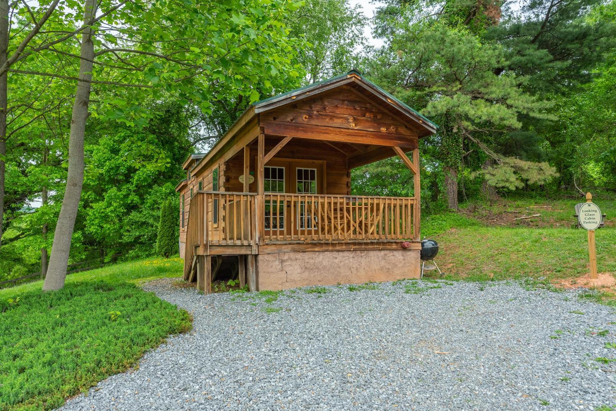 Engadine Inn And Cabins Candler Екстер'єр фото