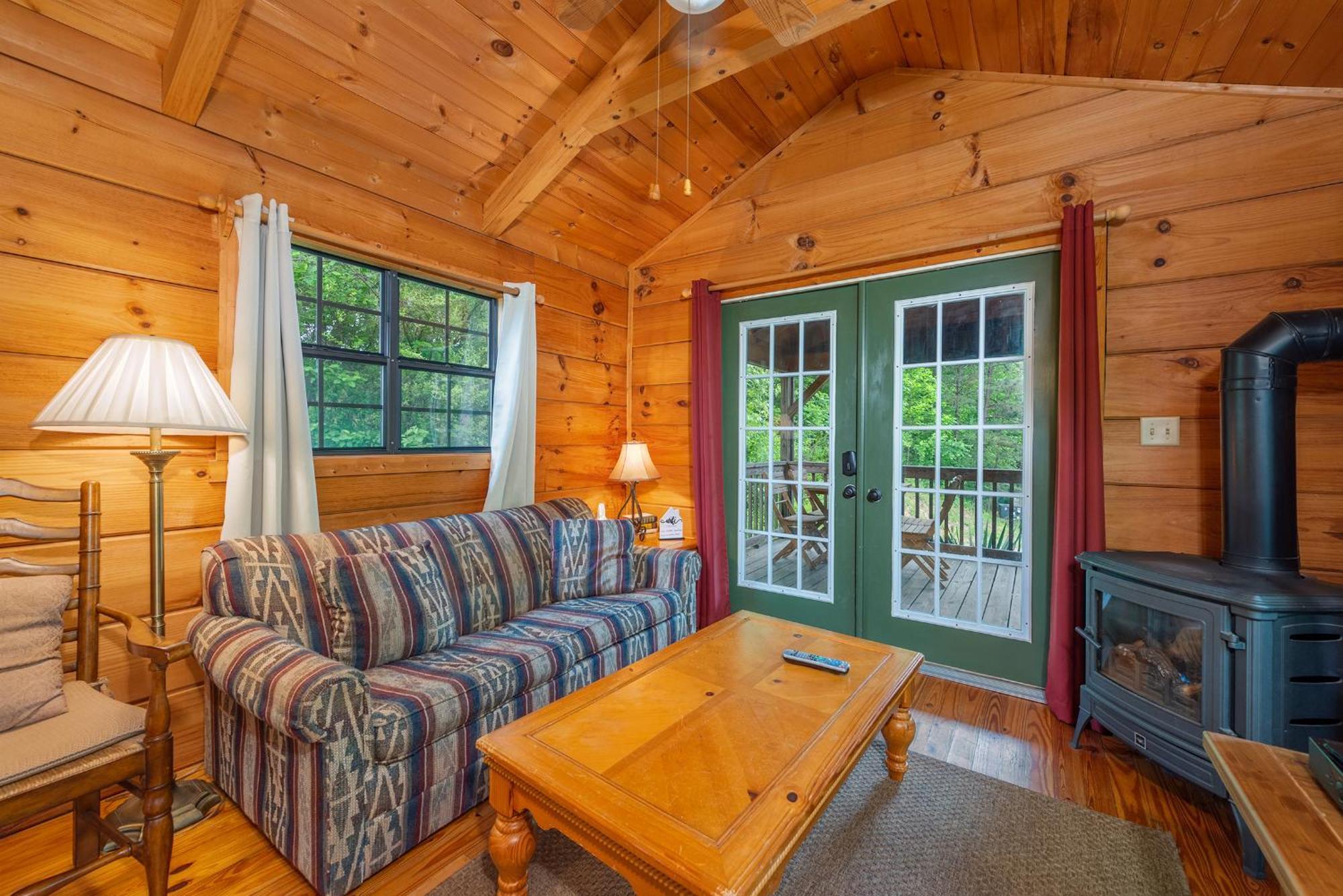 Engadine Inn And Cabins Candler Екстер'єр фото